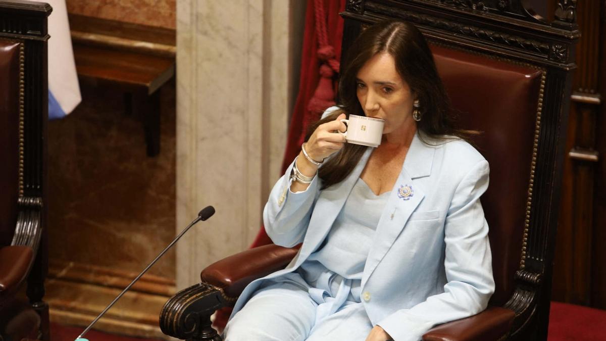 Victoria Villarruel despidió ñoquis del Senado y se desligó de cuentas en redes
